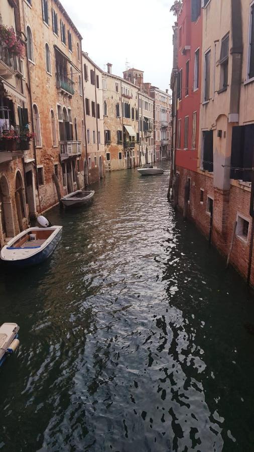 The Secret Garden In The Very Heart Of Venedig Exterior foto