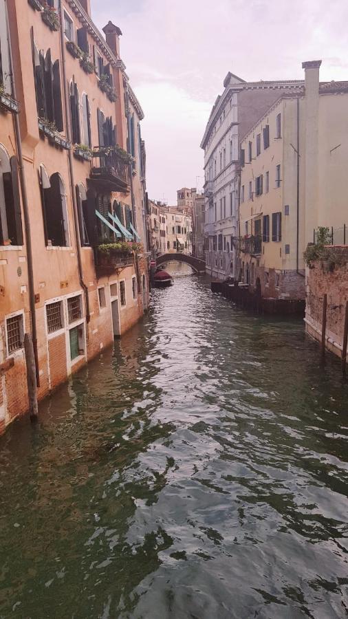 The Secret Garden In The Very Heart Of Venedig Exterior foto