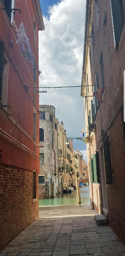 The Secret Garden In The Very Heart Of Venedig Exterior foto